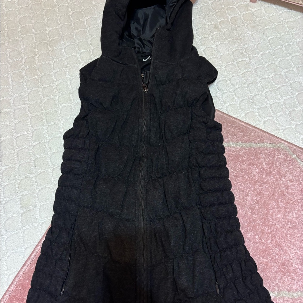Blanc Noir Black Textured Vest/ Hoodie